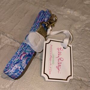 Lilly Pulitzer Land yard great gift for teachers or coworkers who wear them! New
